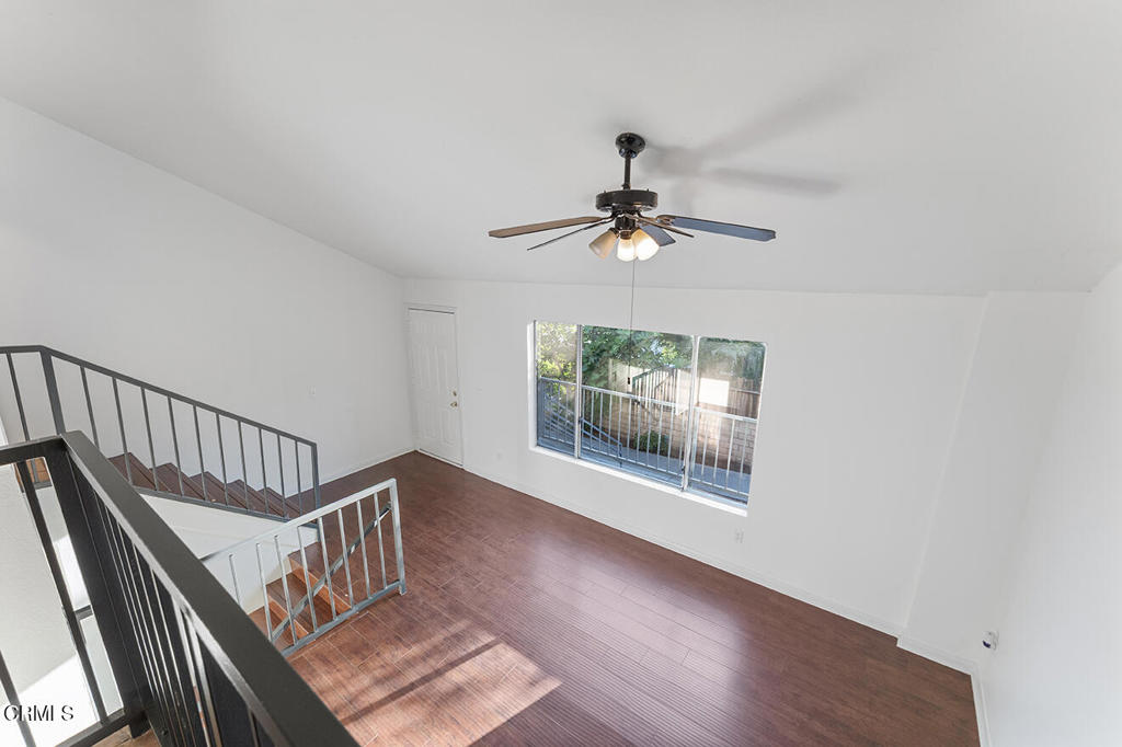 248 E Washington Boulevard 4