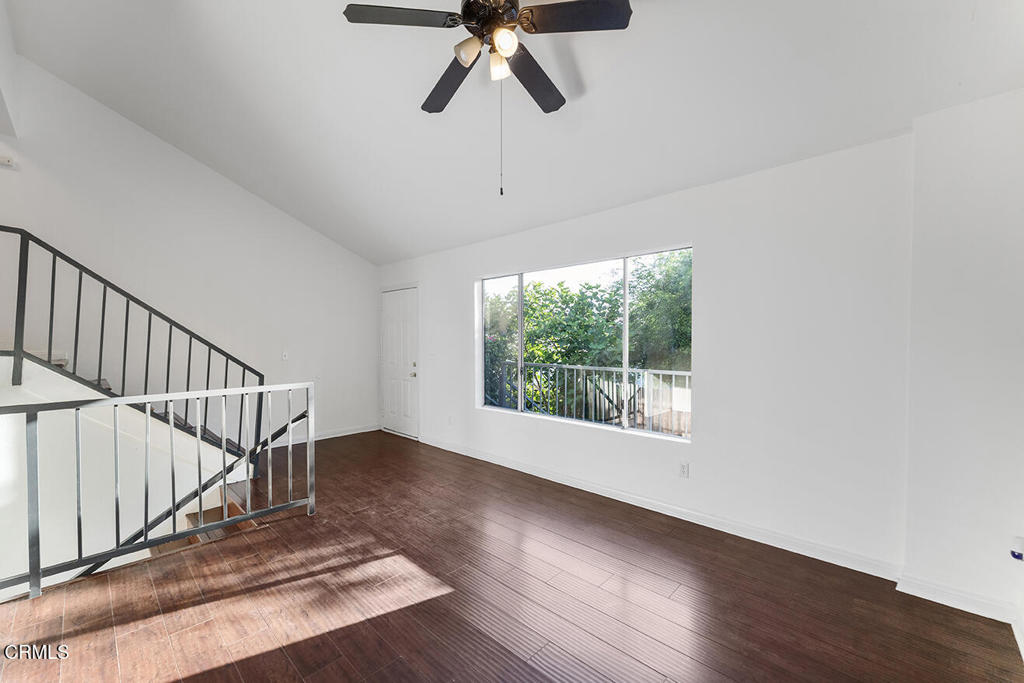 248 E Washington Boulevard 4