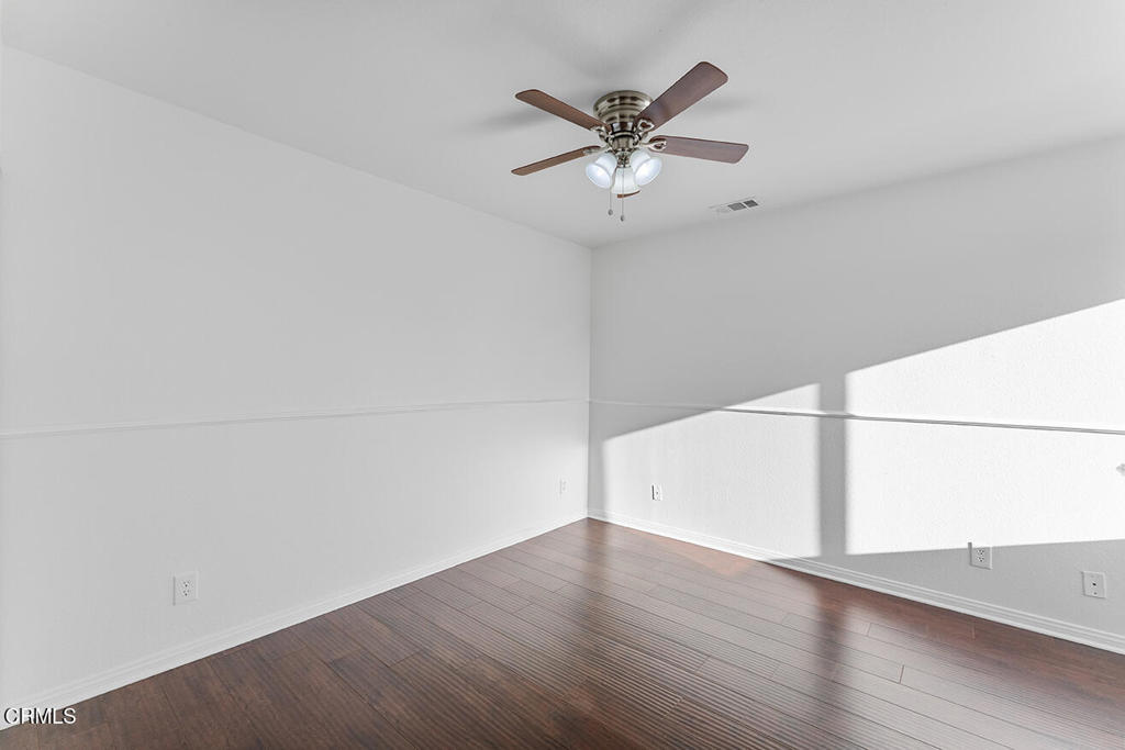 248 E Washington Boulevard 4