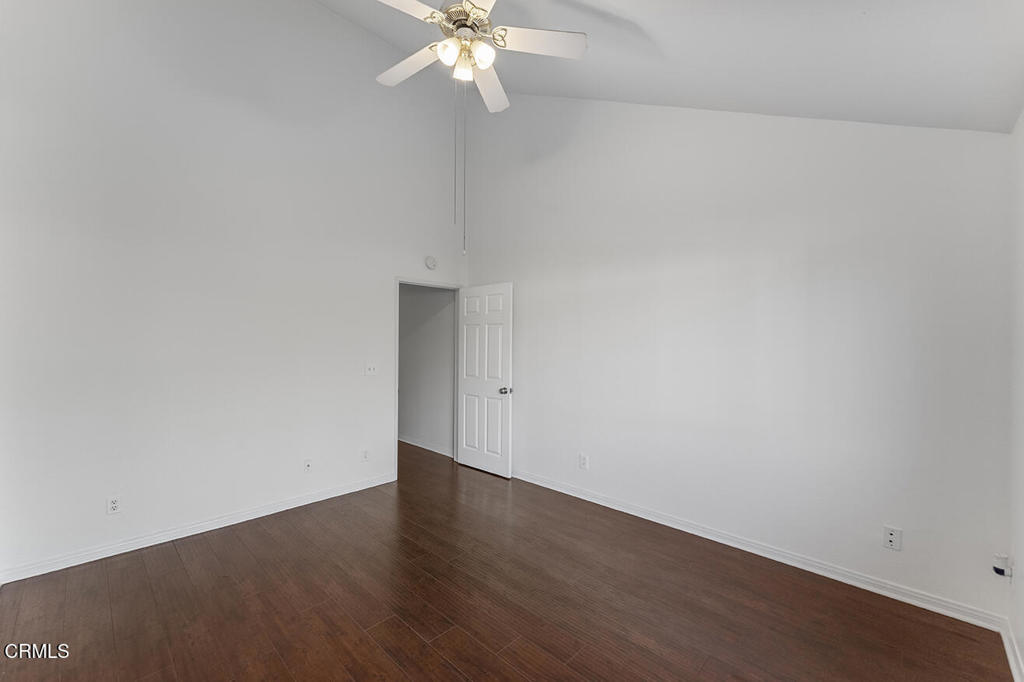 248 E Washington Boulevard 4