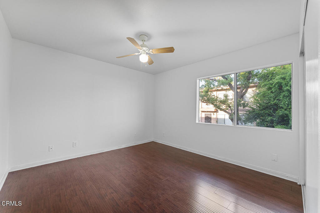 248 E Washington Boulevard 4