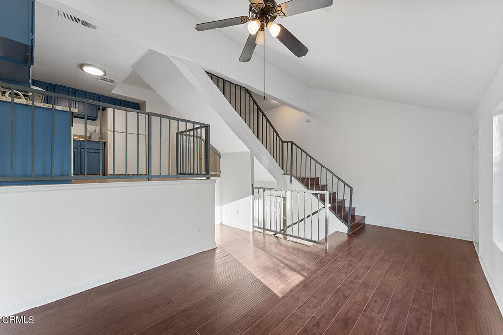 248 E Washington Boulevard 4