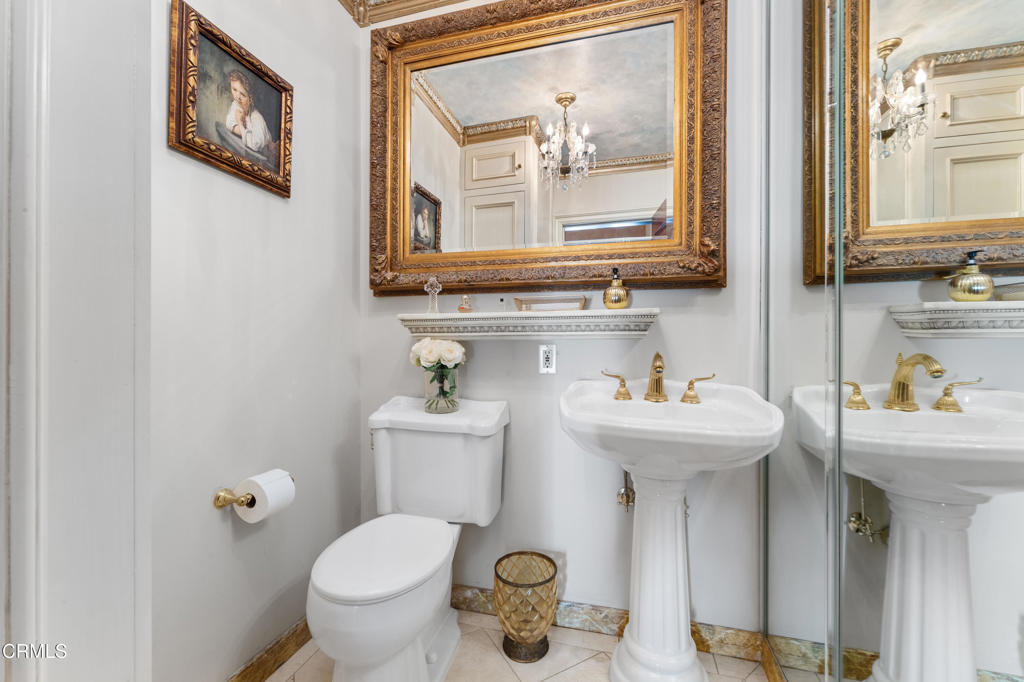 1205 Linda Vista Avenue