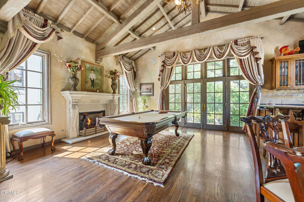 1205 Linda Vista Avenue