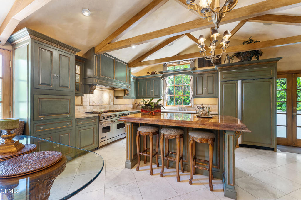 1205 Linda Vista Avenue