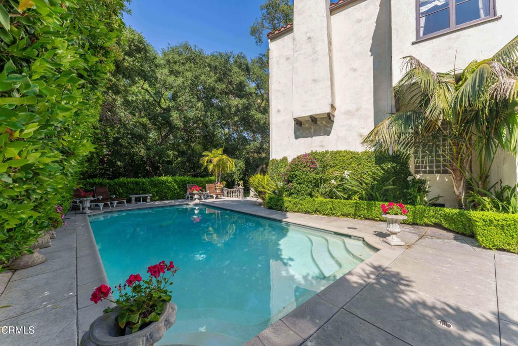 1205 Linda Vista Avenue