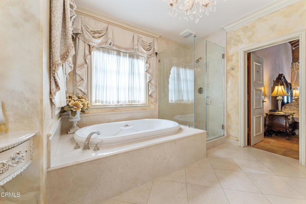 1205 Linda Vista Avenue