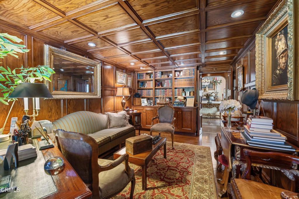 1205 Linda Vista Avenue