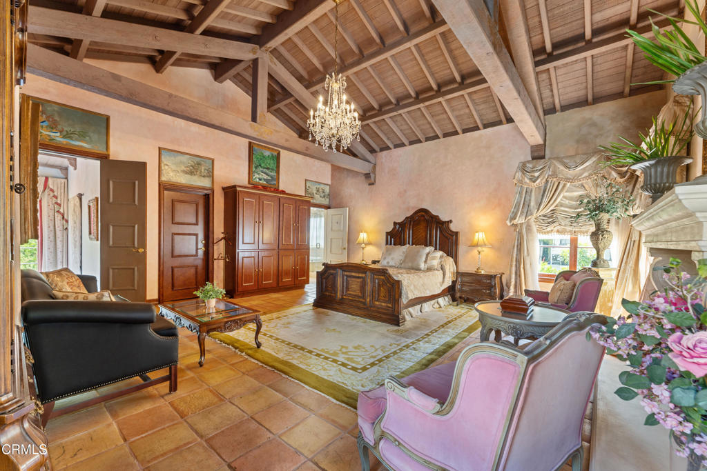 1205 Linda Vista Avenue