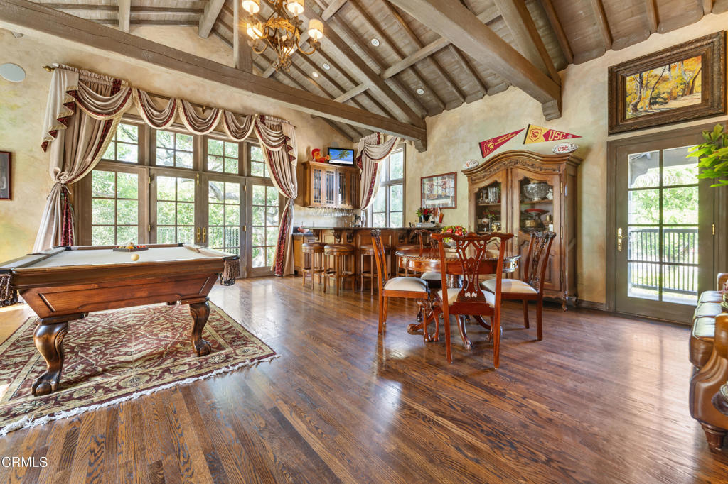 1205 Linda Vista Avenue