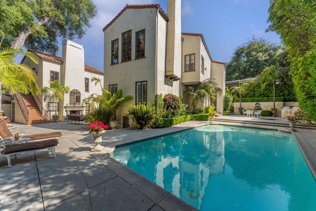 1205 Linda Vista Avenue