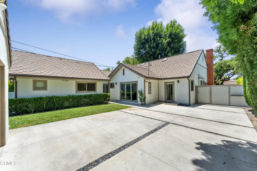 1370 Bradbury Road
