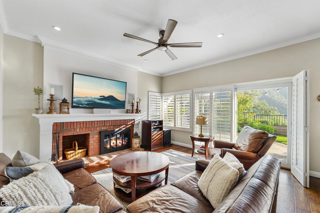 3153 Dragonfly Street