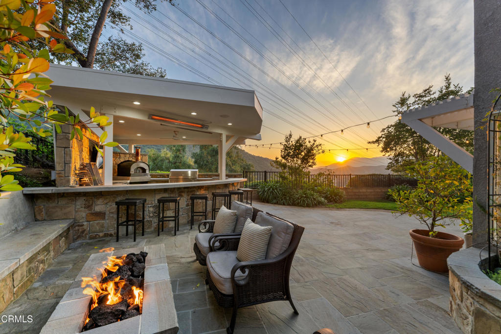 3153 Dragonfly Street