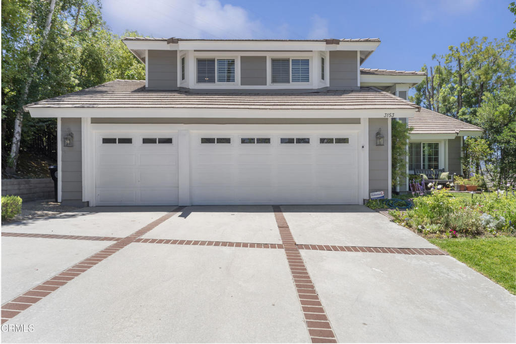 3153 Dragonfly Street