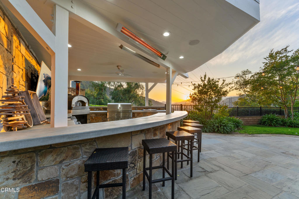 3153 Dragonfly Street