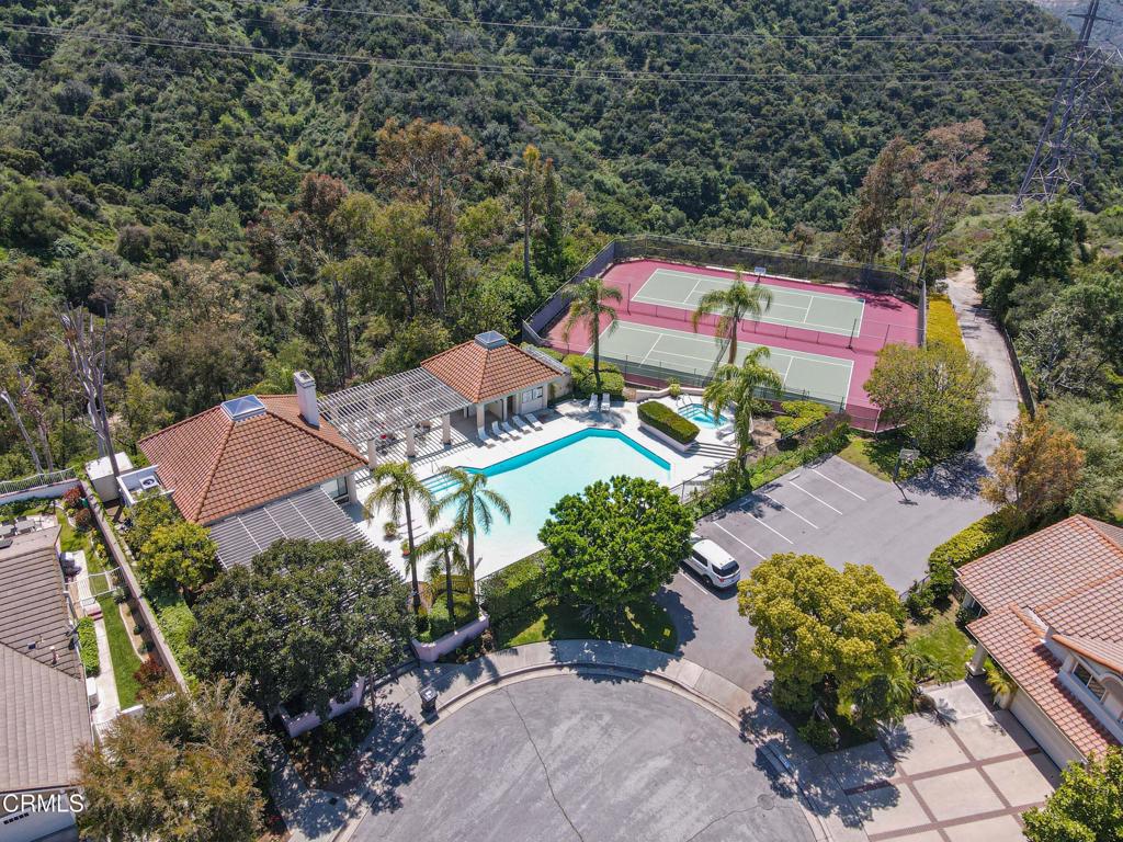 3153 Dragonfly Street