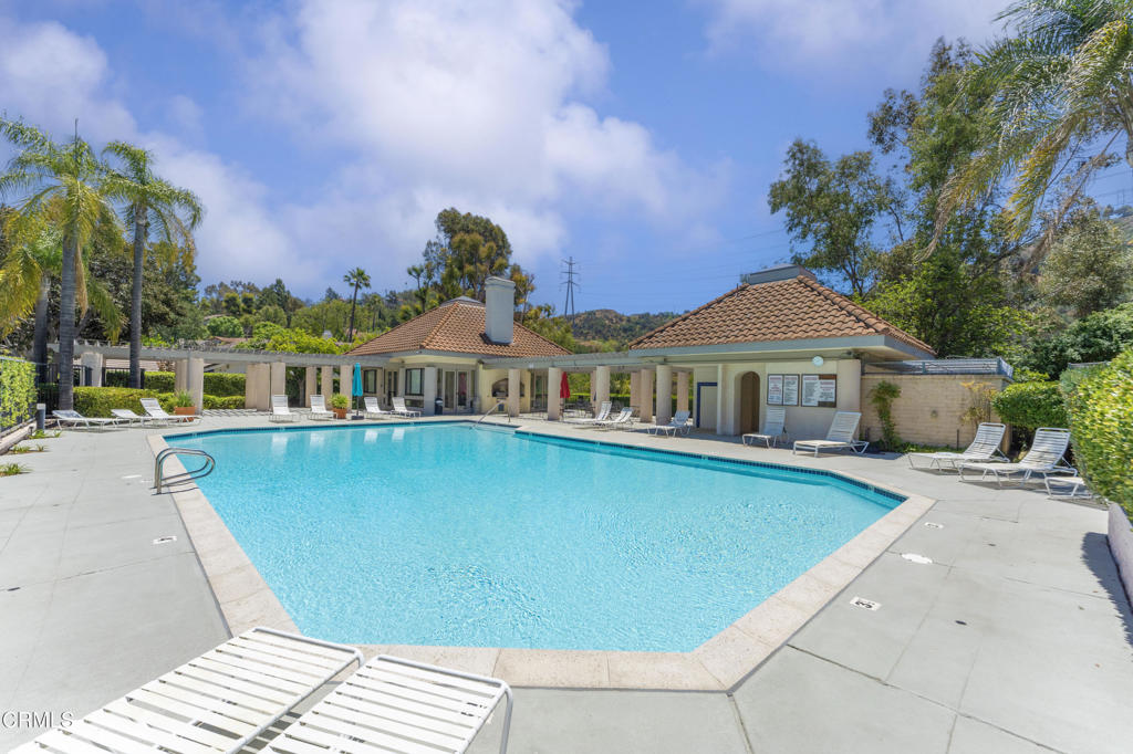 3153 Dragonfly Street