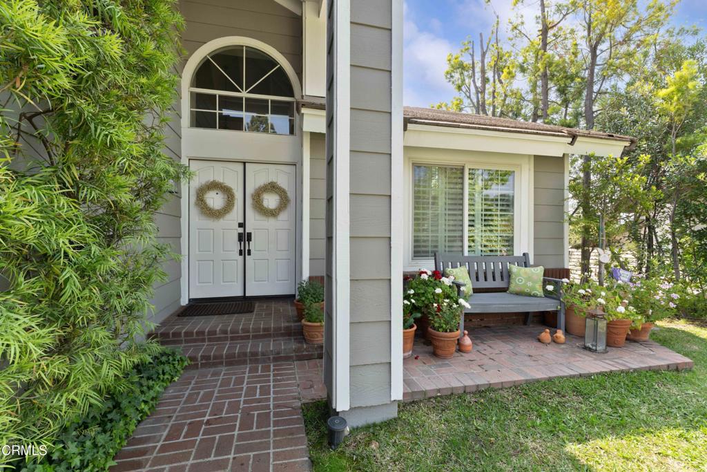 3153 Dragonfly Street