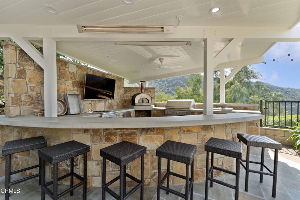 3153 Dragonfly Street