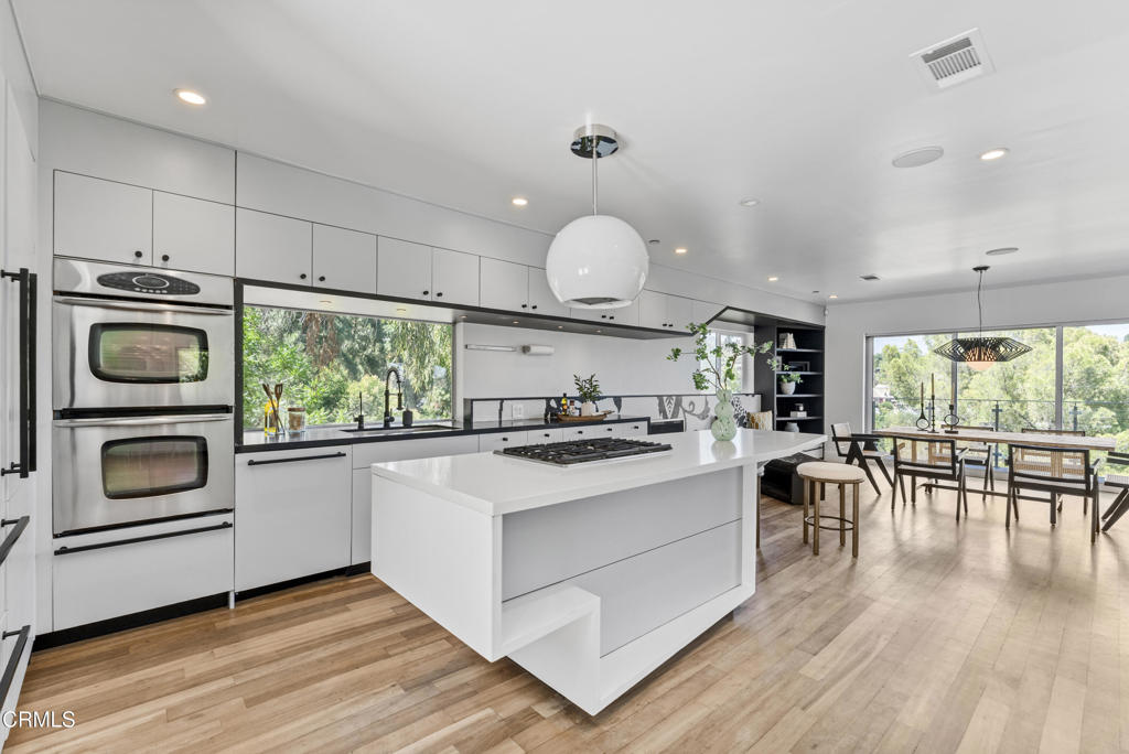 453 Frontenac Avenue