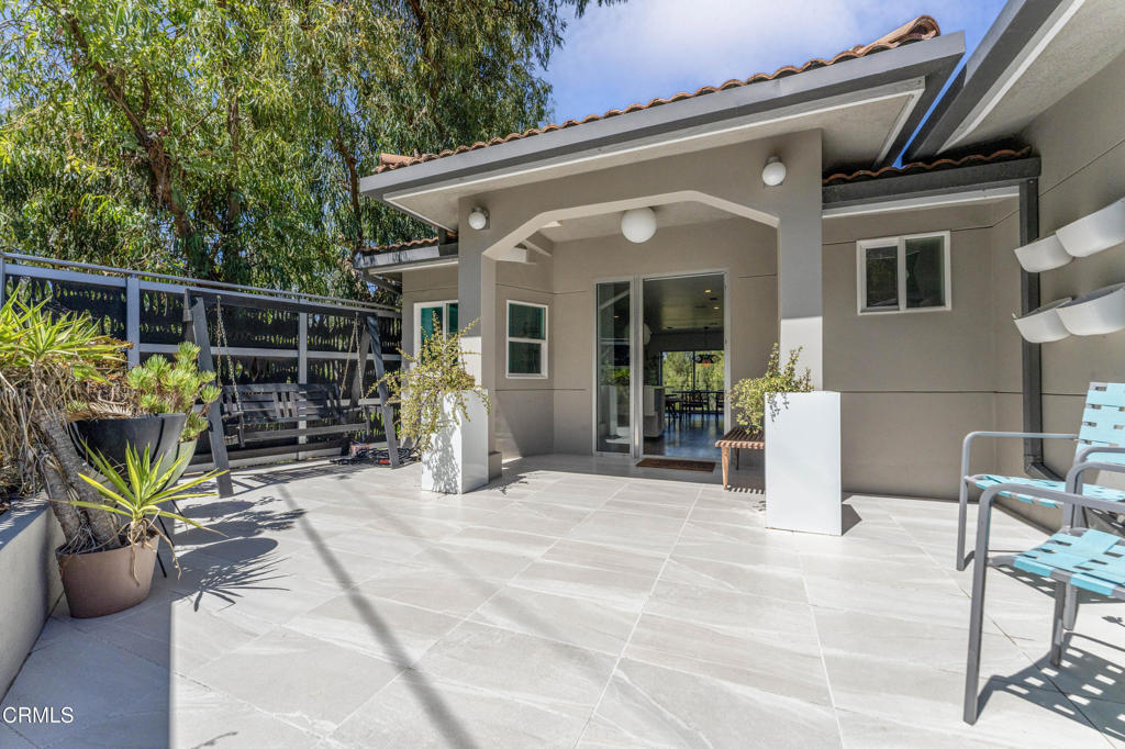 453 Frontenac Avenue