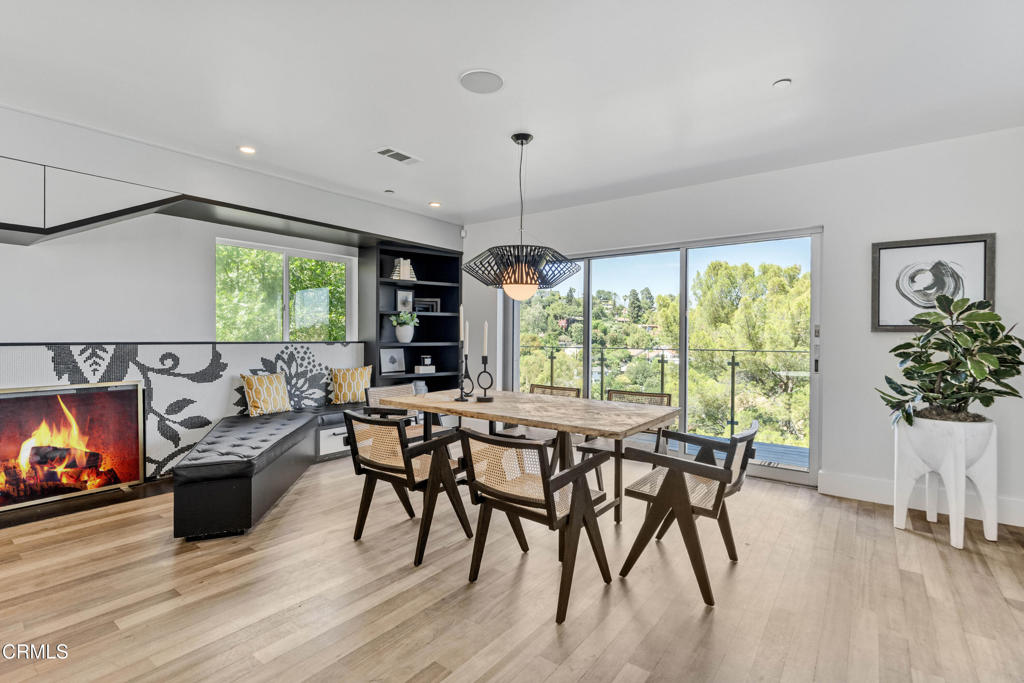 453 Frontenac Avenue