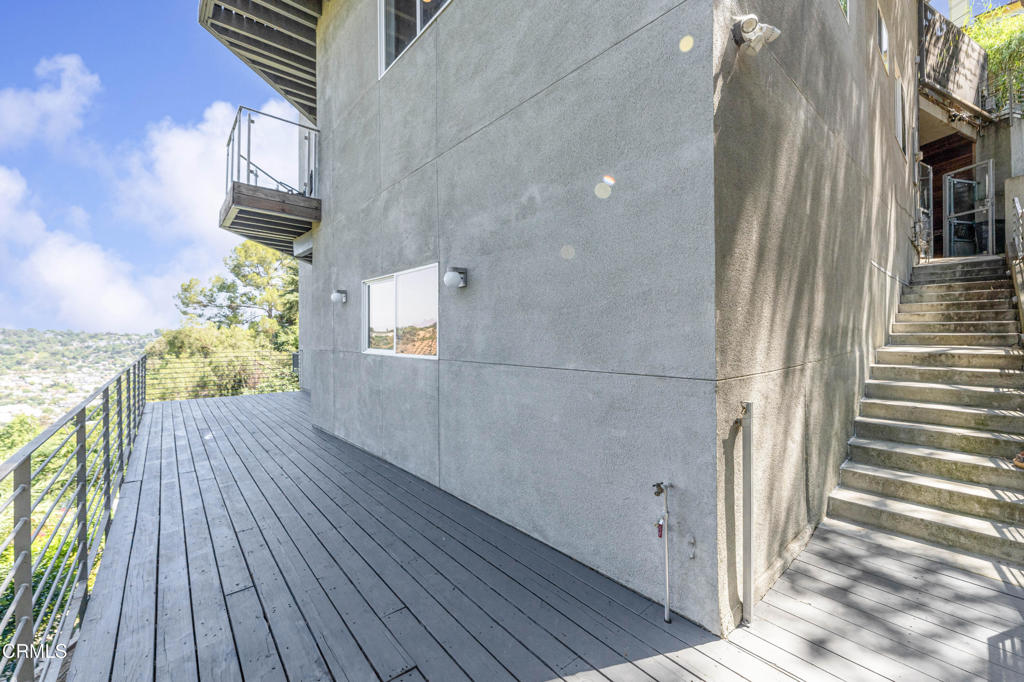 453 Frontenac Avenue