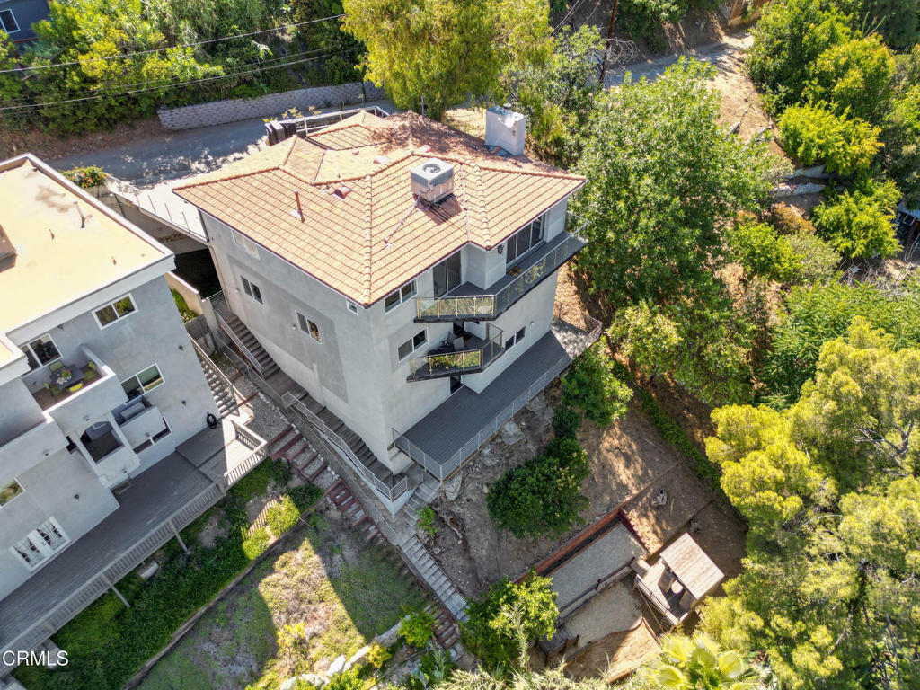 453 Frontenac Avenue