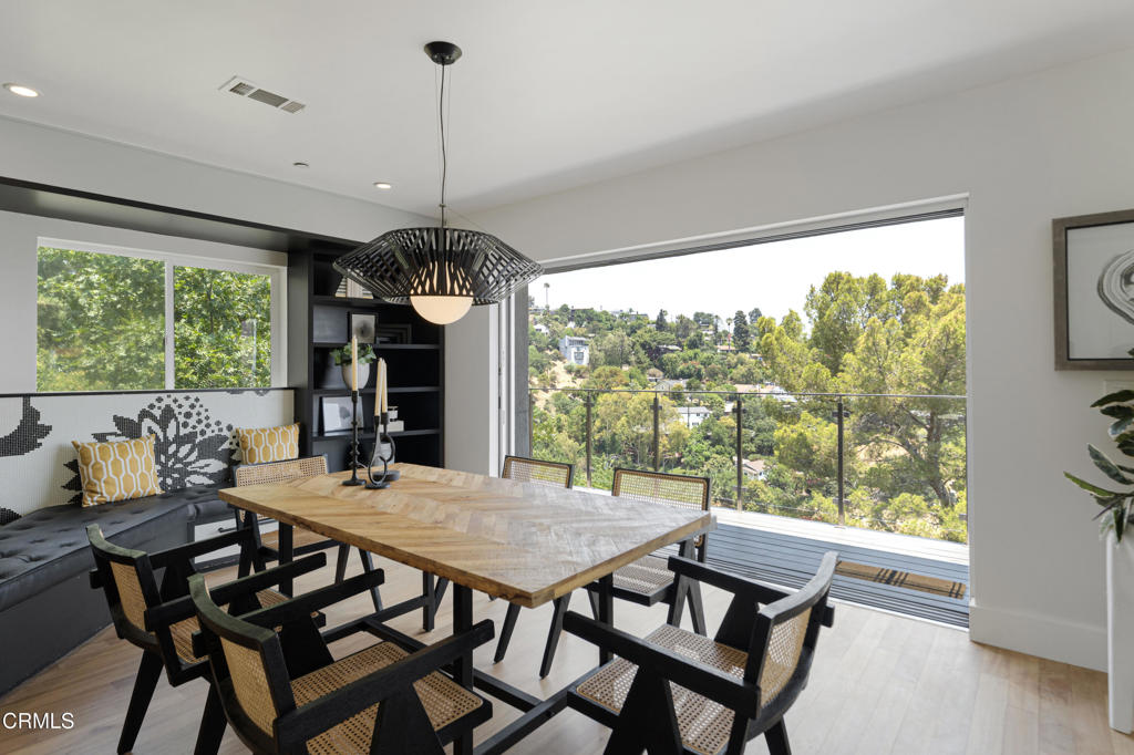 453 Frontenac Avenue