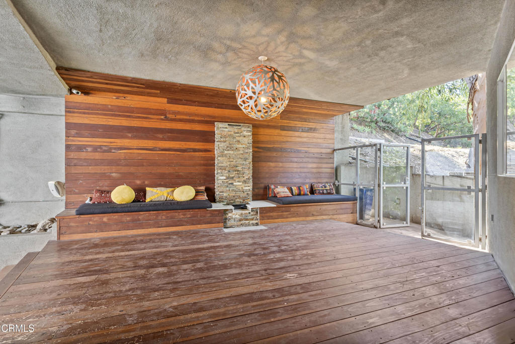 453 Frontenac Avenue