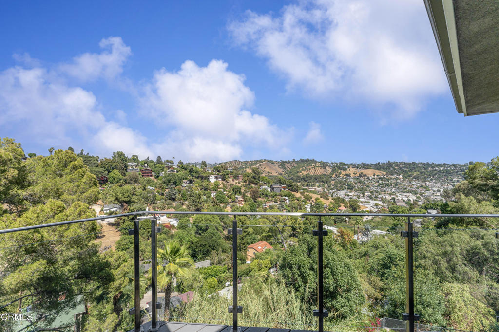 453 Frontenac Avenue