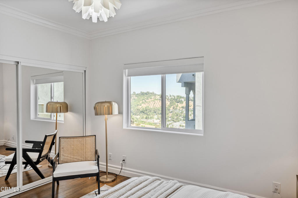 453 Frontenac Avenue