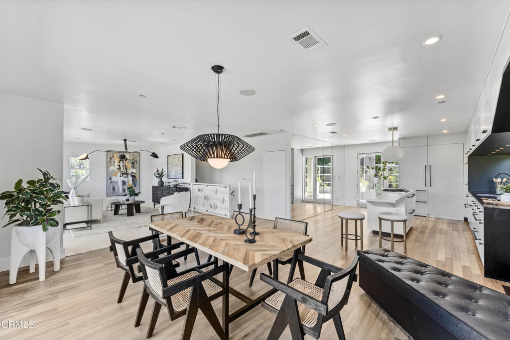 453 Frontenac Avenue