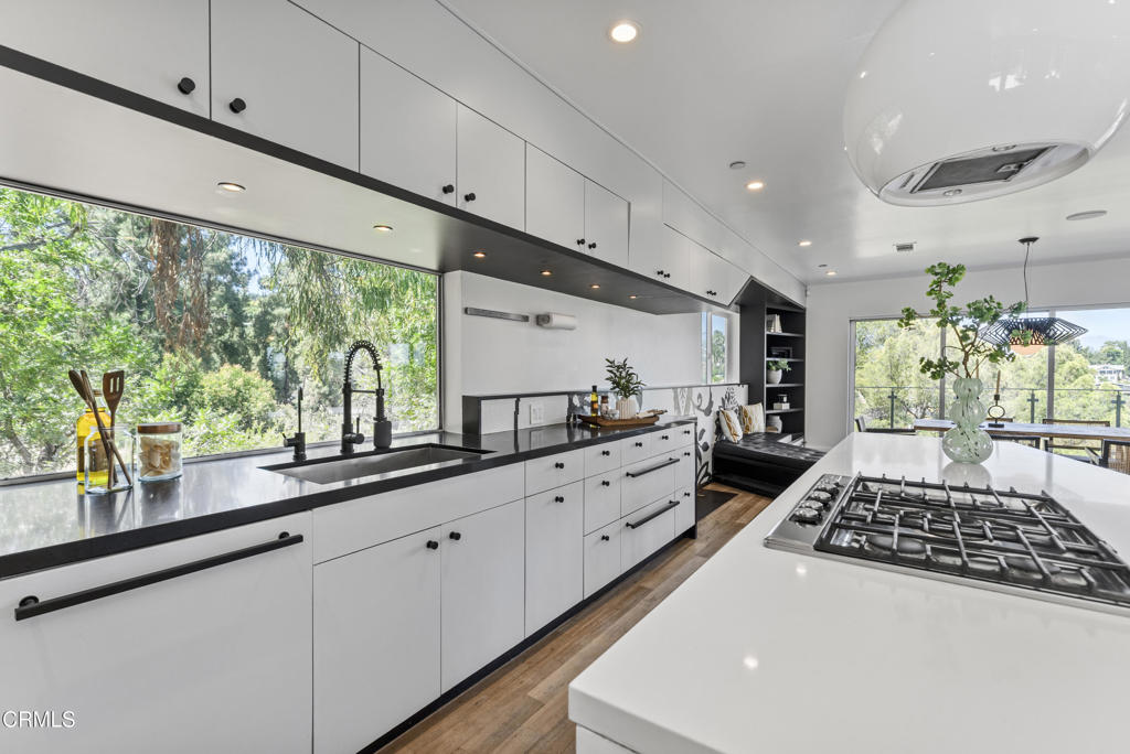 453 Frontenac Avenue