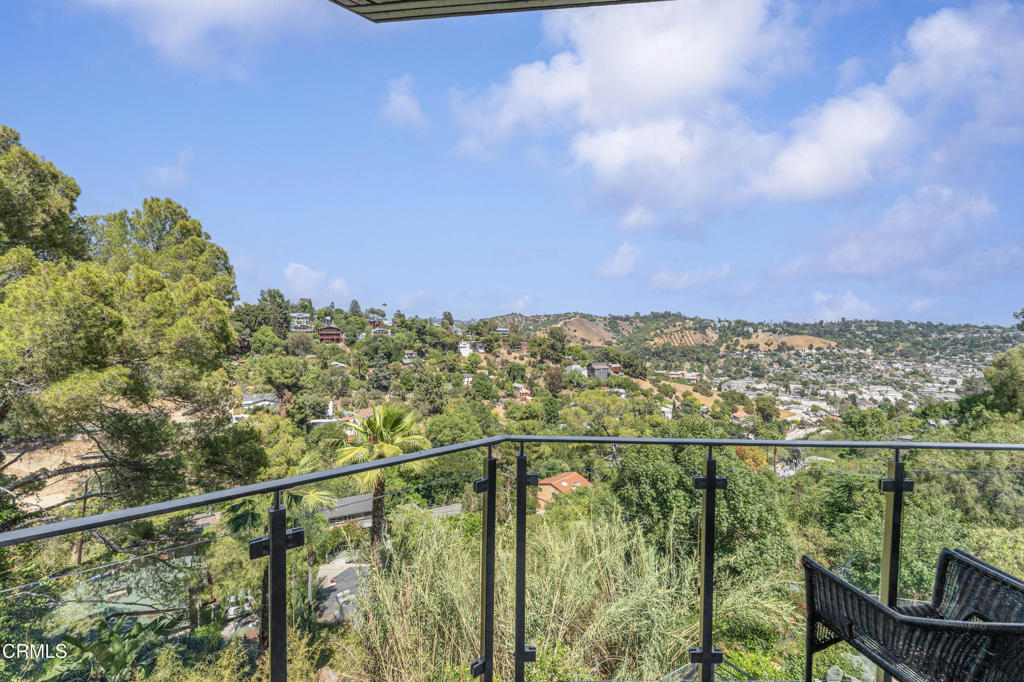 453 Frontenac Avenue