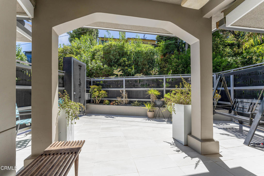 453 Frontenac Avenue