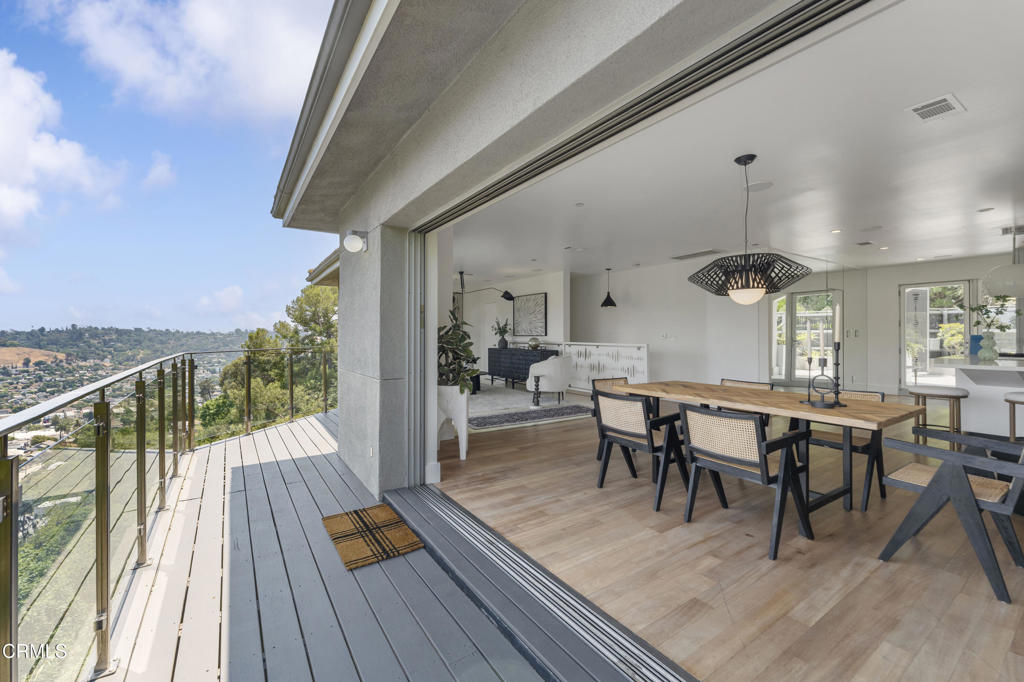 453 Frontenac Avenue