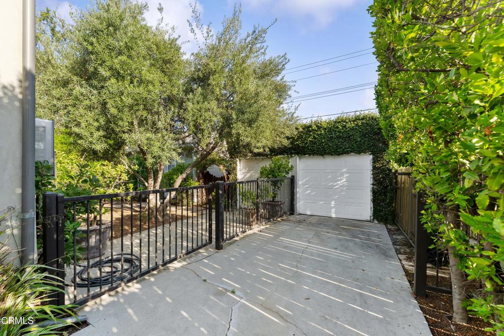 2242 Cooley Place