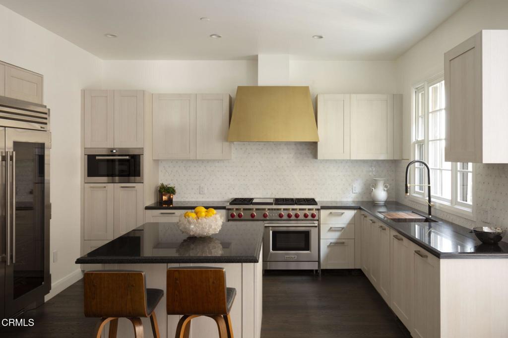 378 W Green Street 123