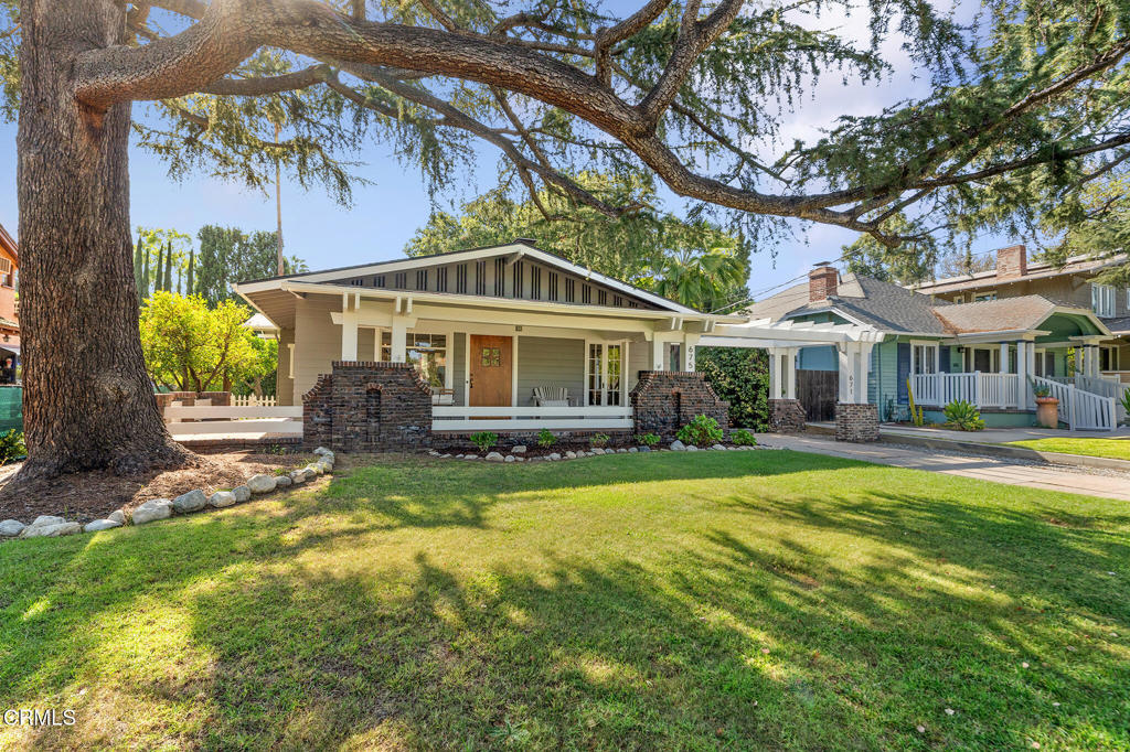 671 675 S Euclid Avenue