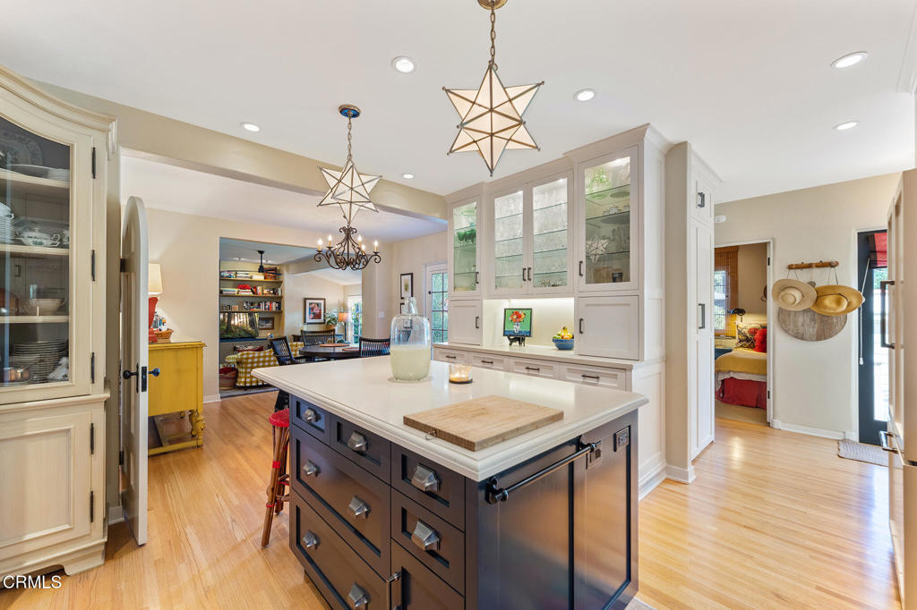 2784 Carlaris Road