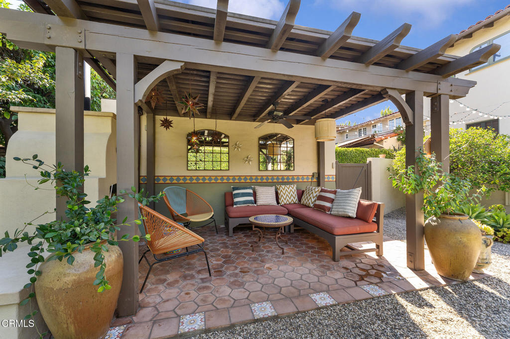 2784 Carlaris Road