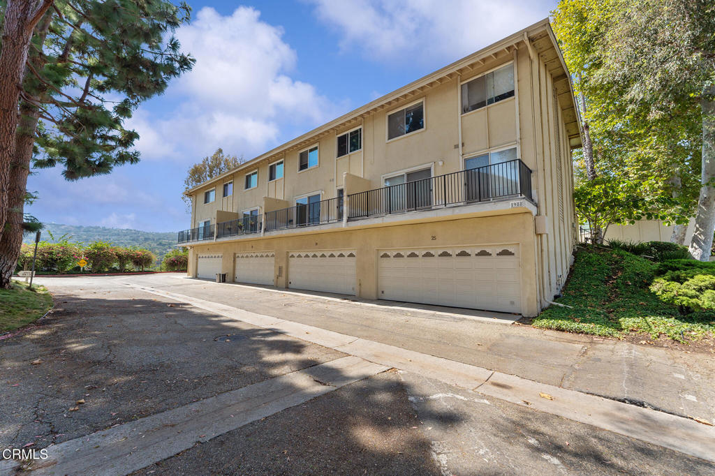 1988 Rolling Vista Drive 21