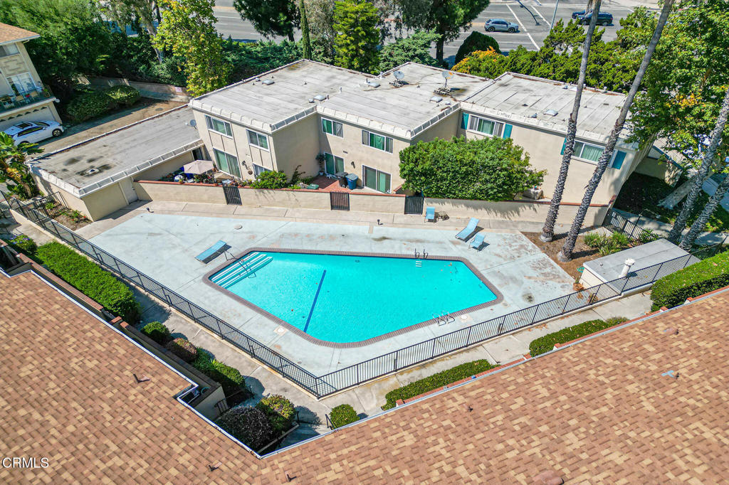 1988 Rolling Vista Drive 21