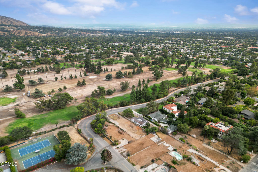 1370 E Calaveras Street