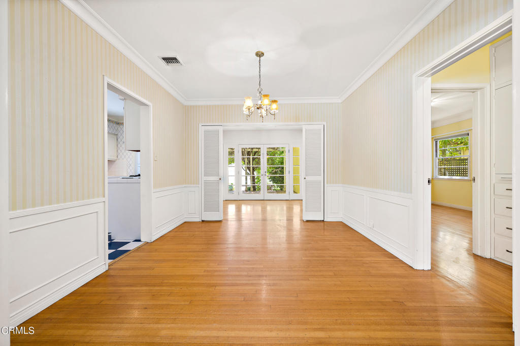 1866 S Euclid Avenue