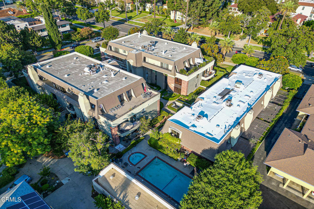 211 S Orange Grove Boulevard 5