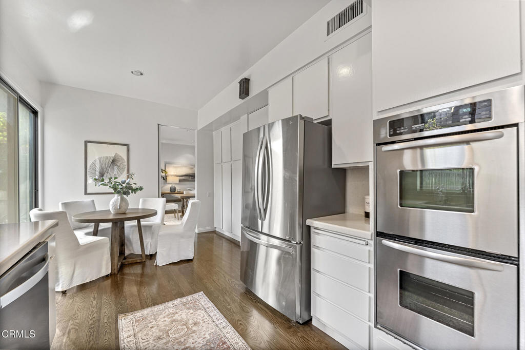 211 S Orange Grove Boulevard 5