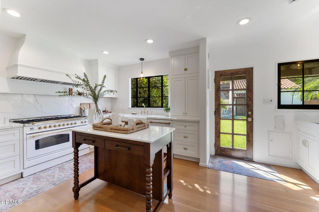 1805 West Drive Drive